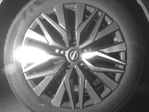 Used 2025 Nissan Altima 2.5 SV FWD image 15