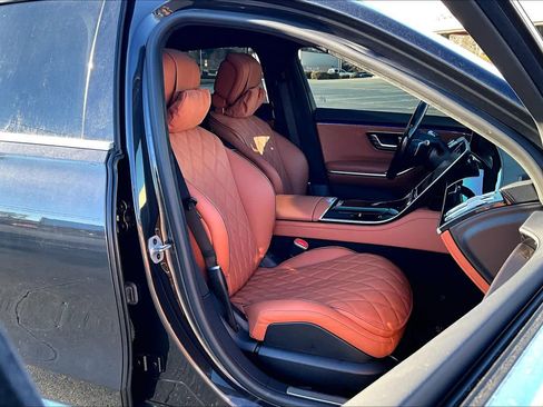 Used 2024 Mercedes-Benz S 580 S 580 image 9