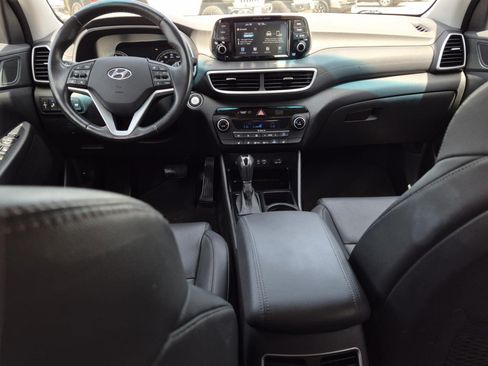 Used 2021 Hyundai Tucson Limited AWD/4WD image 16