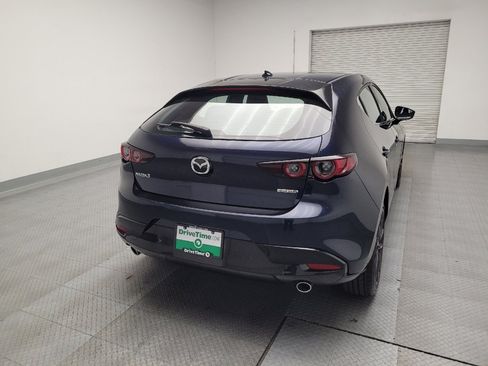 Used 2019 MAZDA MAZDA3 Hatchback w/ Premium Package image 7