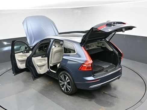 Used 2023 Volvo XC60 B5 Plus w/ Climate Package AWD/4WD image 51