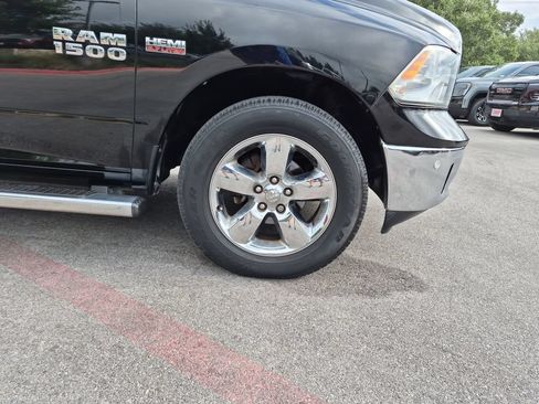 Used 2015 RAM 1500 Lone Star AWD/4WD image 18