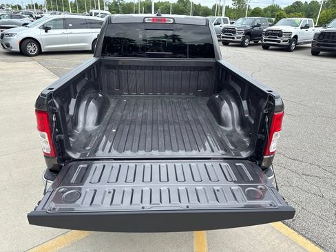 Used 2023 RAM 1500 Big Horn AWD/4WD image 18
