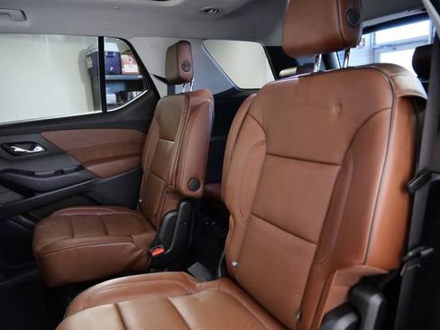 Used 2018 Chevrolet Traverse High Country w/ LPO, Floor Liner Package AWD/4WD image 14