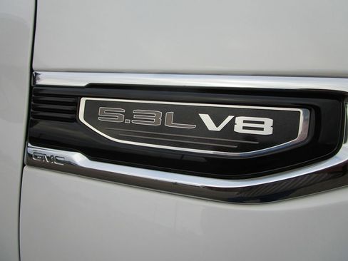 Used 2024 GMC Sierra 1500 SLE w/ X31 Off-Road Package image 29