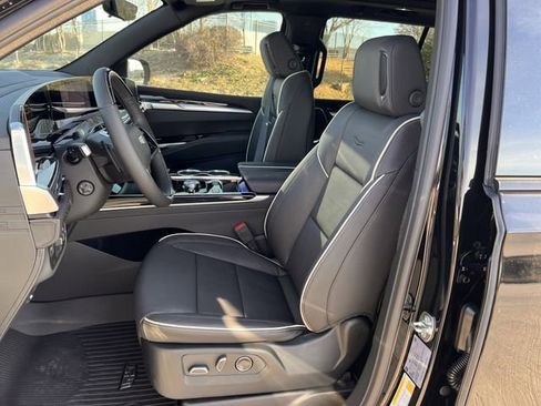 Certified 2026 Cadillac Escalade Sport w/ Touring Package image 26