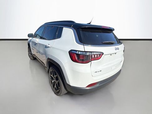 Used 2024 Jeep Compass Limited AWD/4WD image 6