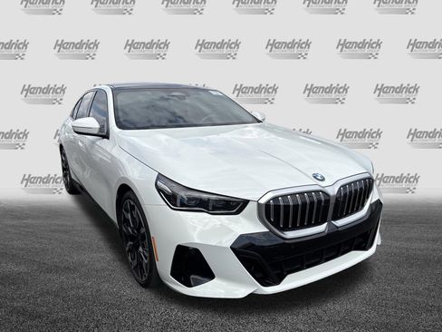 Certified 2024 BMW 530i w/ Executive Package image 5