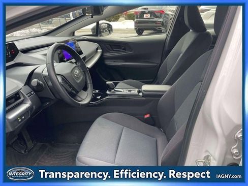 Used 2023 Toyota Prius LE image 15