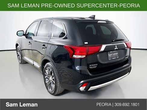 Used 2017 Mitsubishi Outlander SE image 5