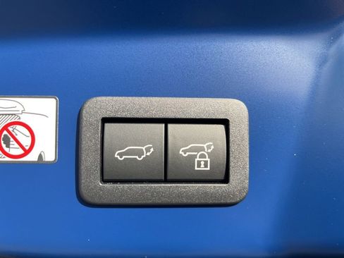 New 2026 Toyota Prius Plug-In Hybrid image 10