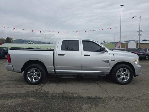 Used 2019 RAM 1500 Express w/ Express Value Package image 6