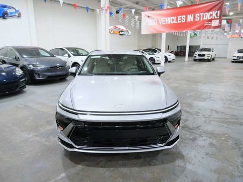 Used 2025 Hyundai Sonata SEL image 3