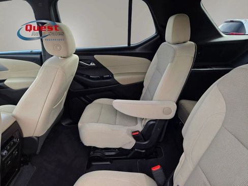 Used 2022 Chevrolet Traverse LT AWD/4WD image 52