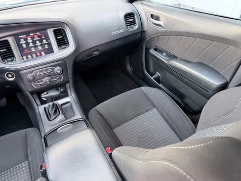 Used 2023 Dodge Charger SXT w/ Blacktop Package AWD/4WD image 11