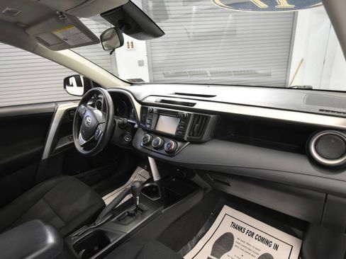 Used 2017 Toyota RAV4 LE w/ All Weather Liner Package AWD/4WD image 18