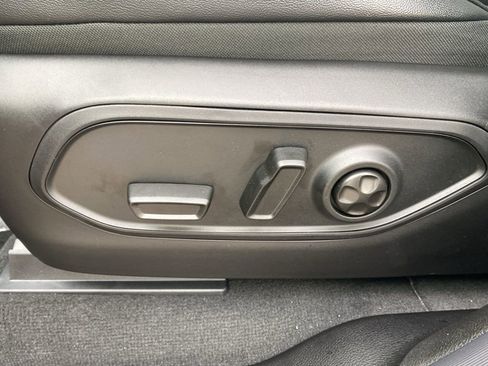 New 2025 Jeep Grand Cherokee L Limited w/ Black Appearance Package image 29