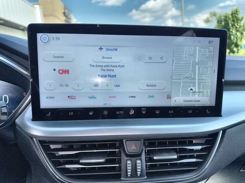 Used 2023 Ford Escape Platinum w/ Premium Technology Package AWD/4WD image 12
