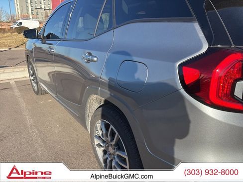 Used 2024 GMC Terrain Denali w/ Denali Premium Package image 6