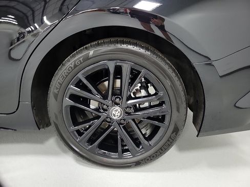 Certified 2025 Toyota Camry SE w/ Convenience Package FWD image 20