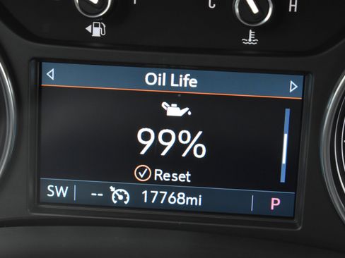 Used 2024 Buick Enclave Essence w/ Experience Buick Package image 27