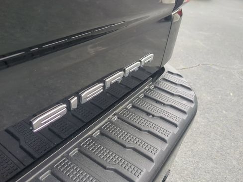 Used 2023 GMC Sierra 1500 Denali Ultimate image 32