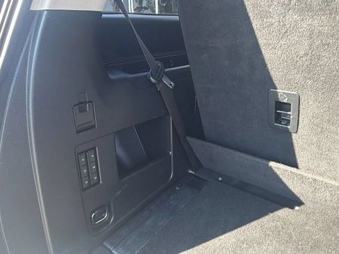 Used 2018 Ford Expedition Platinum AWD/4WD image 43