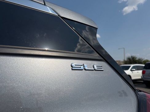 Used 2020 GMC Terrain SLE FWD image 18