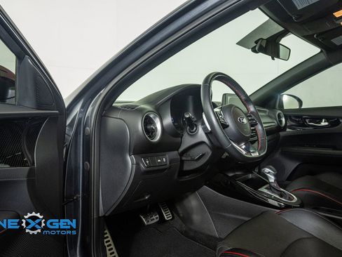 Used 2020 Kia Forte GT image 10