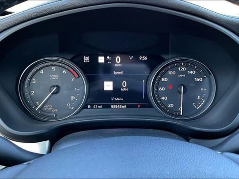 Used 2020 Cadillac XT4 Premium Luxury AWD/4WD image 13