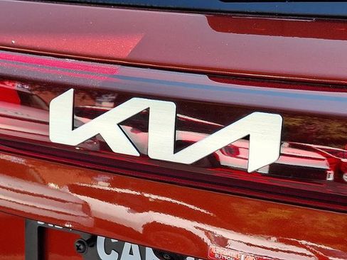 New 2026 Kia Seltos SX image 10