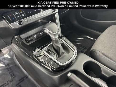 Certified 2025 Kia Seltos X-Line AWD/4WD image 16