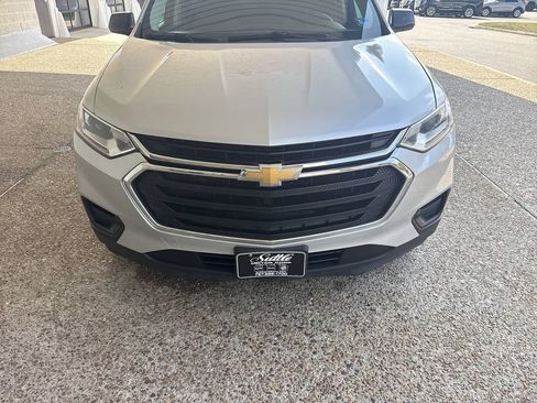 Used 2020 Chevrolet Traverse LS FWD image 30