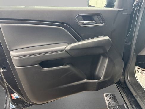 Used 2024 GMC Canyon Elevation w/ Elevation Premium Package image 24