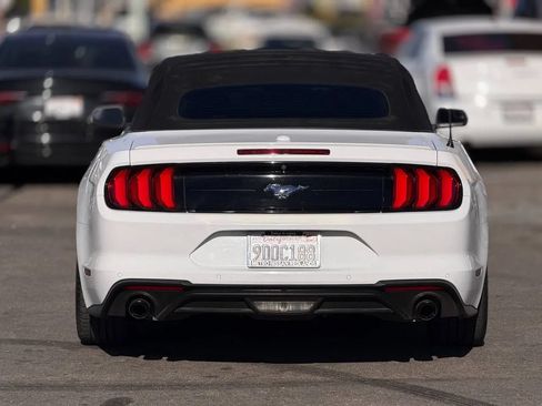 Used 2018 Ford Mustang Premium RWD image 56