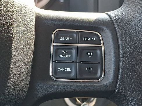 Used 2017 RAM 1500 Express image 21