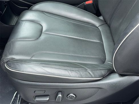 Used 2023 Hyundai Palisade Limited image 41