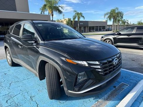 Certified 2024 Hyundai Tucson SEL FWD image 3