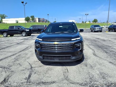Used 2025 Chevrolet Traverse LT AWD/4WD image 52