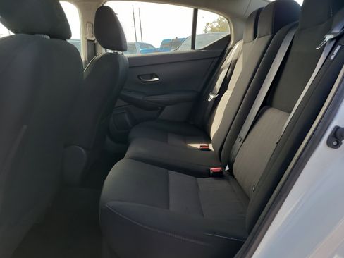 Used 2023 Nissan Sentra SV image 11