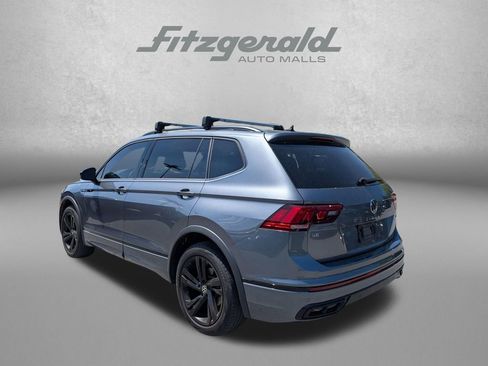 Used 2023 Volkswagen Tiguan SE R-Line AWD/4WD image 8