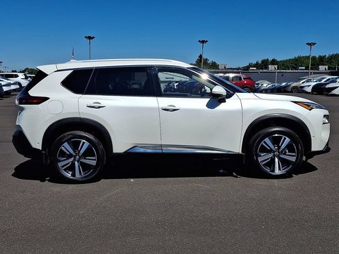 Certified 2023 Nissan Rogue SL w/ SL Premium Package AWD/4WD image 7
