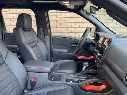 New 2026 Nissan Frontier PRO-4X w/ Pro Premium Package AWD/4WD image 9