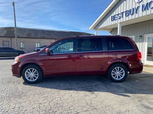 Used 2020 Dodge Grand Caravan SXT FWD image 4