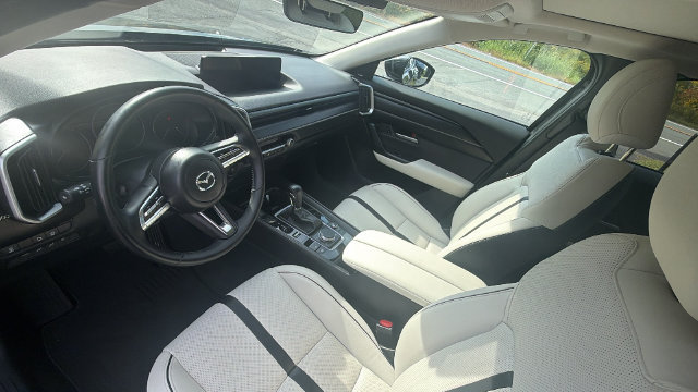 Certified 2026 MAZDA CX-50 AWD 2.5 S w/ Premium Package image 17