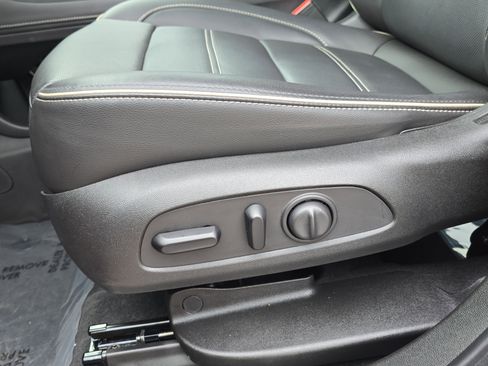 Used 2020 GMC Acadia Denali w/ Technology Package image 22