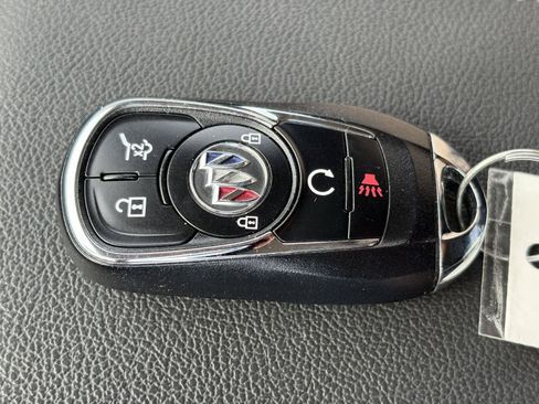 Used 2022 Buick Encore GX Select w/ Sport Touring Package FWD image 14