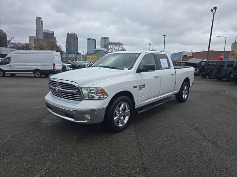 Used 2019 RAM 1500 Big Horn image 7