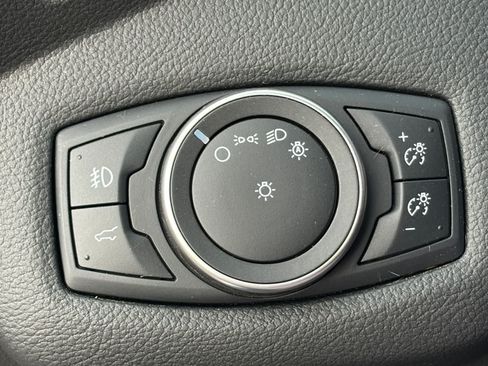 Used 2017 Ford Escape SE AWD/4WD image 17