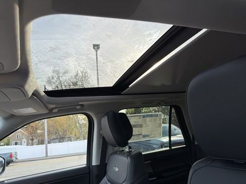 New 2026 Ford Expedition Platinum AWD/4WD image 17